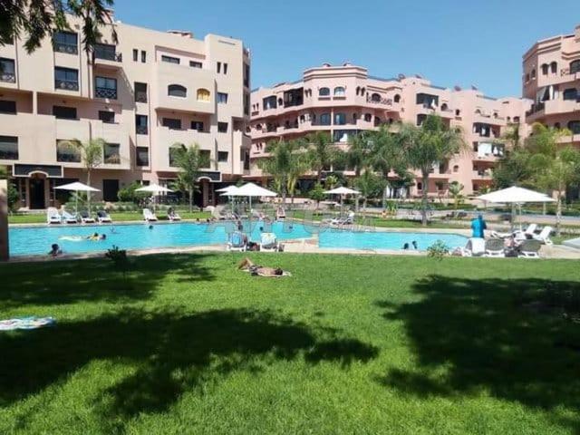 Confortable Rez-de-jardin Avec 5 Piscines *