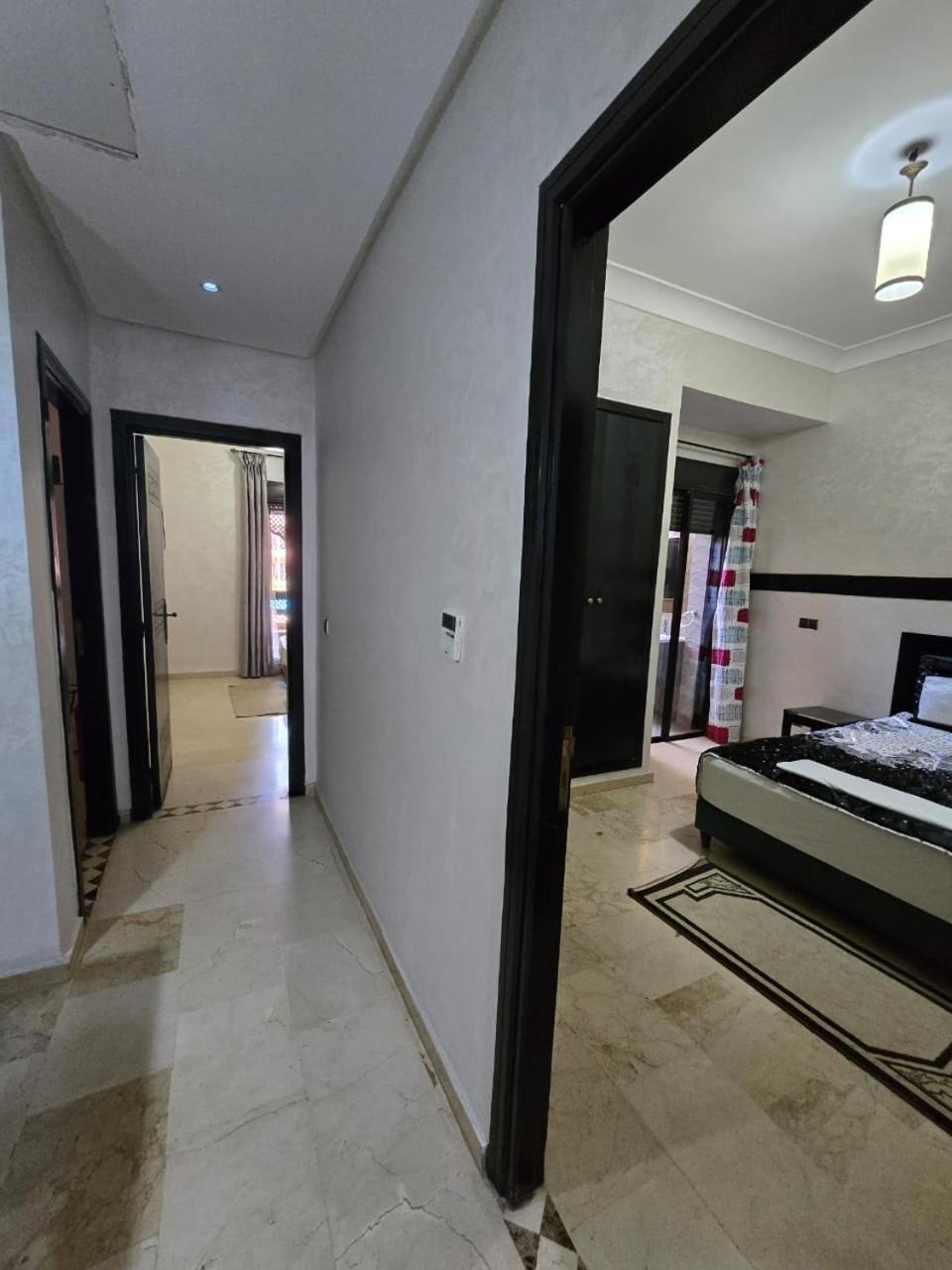 Confortable Rez-de-jardin Avec 5 Piscines Apartment *