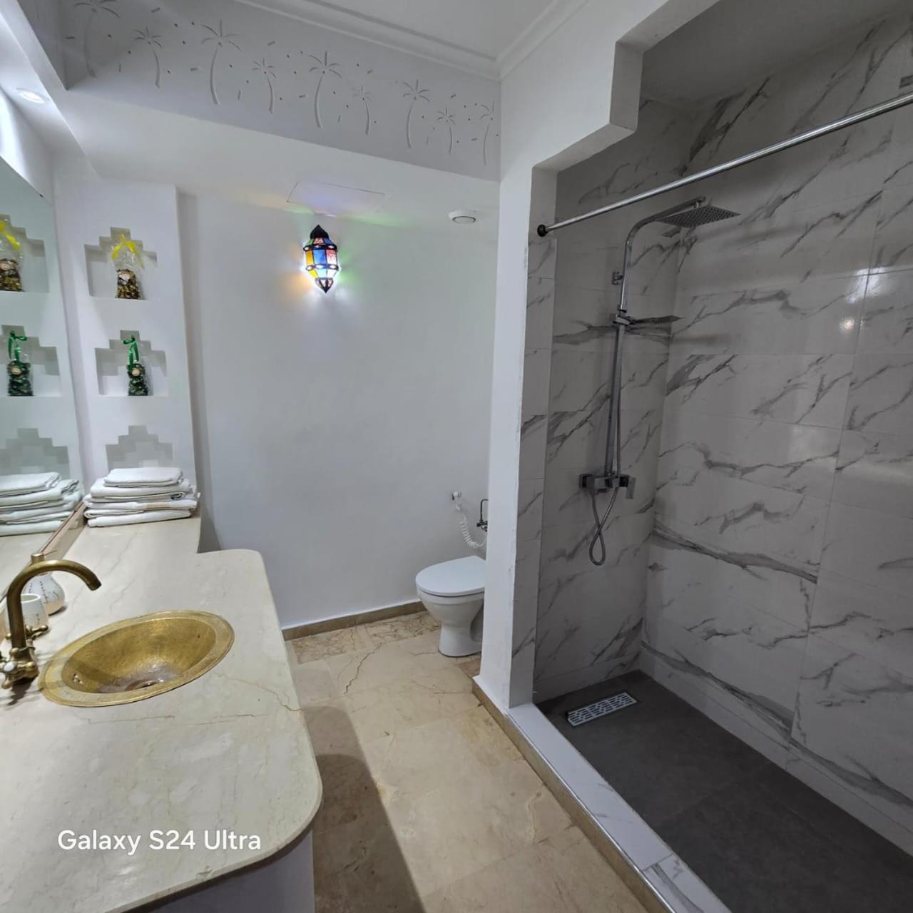 Confortable Rez-de-jardin Avec 5 Piscines Apartment *
