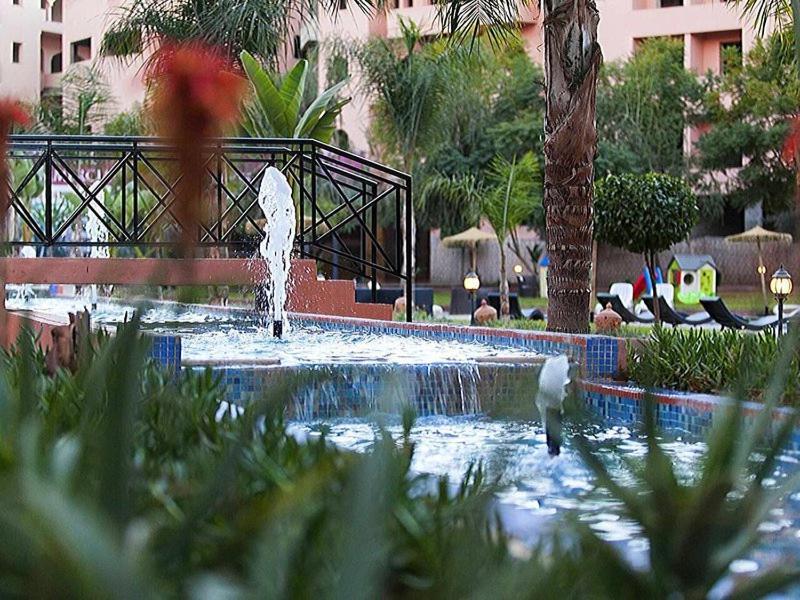 Apartment Confortable Rez-de-jardin Avec 5 Piscines