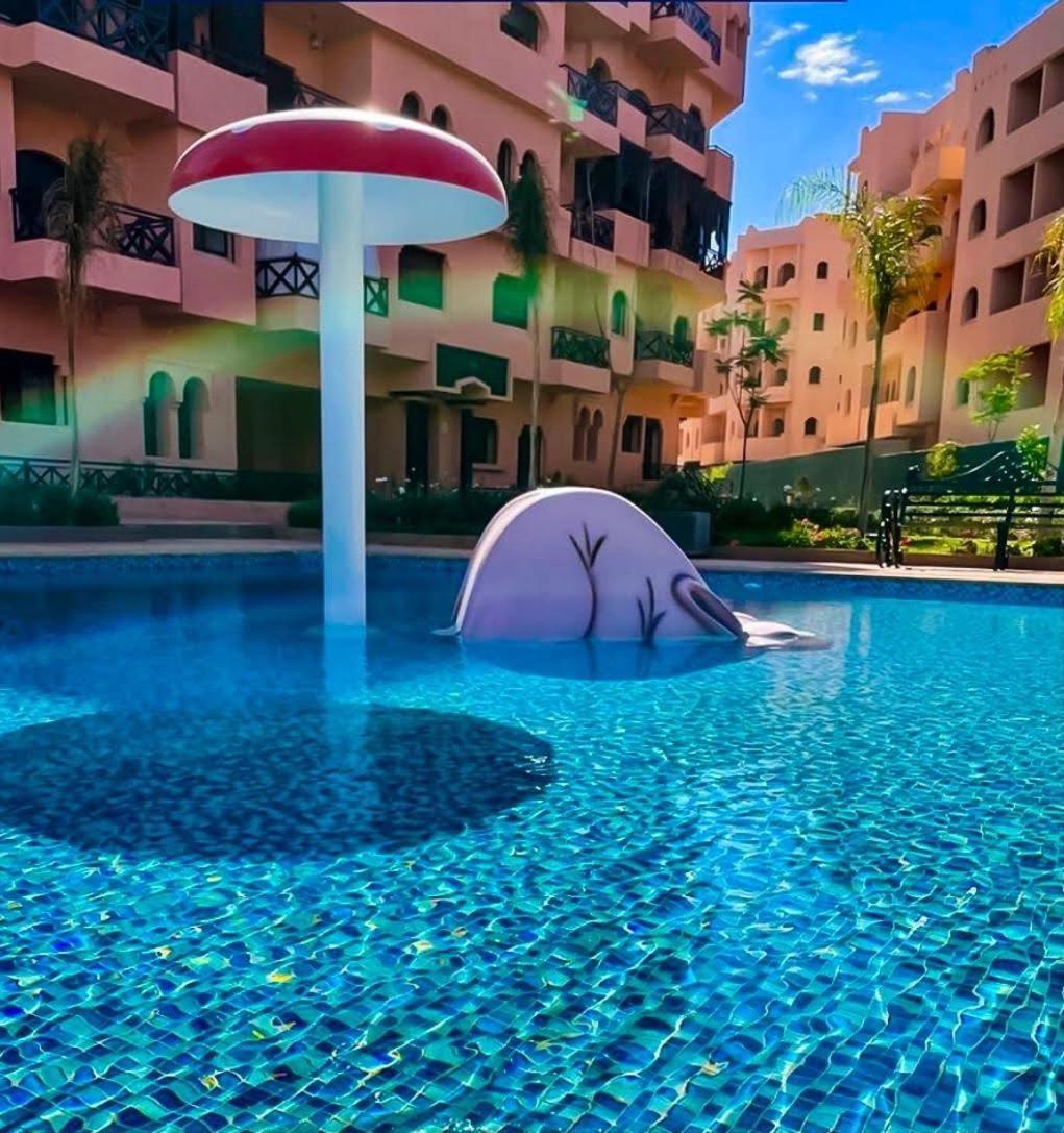 Confortable Rez-de-jardin Avec 5 Piscines *